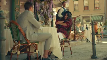 The derby shoe black in the clip Liar of Camila Cabello