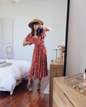Le kimono Robe À Lacet porté par sur le compte Instagram de @nolwenn_creme