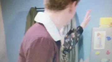 Jacket of Bart (Hector Langevin) in Tomorrow belongs to us (S01E126)