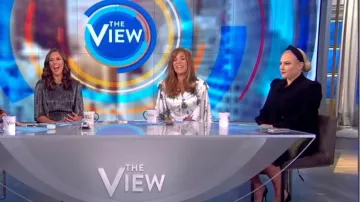 Les Reveries Ruffled vestido midi de seda satinado con estampado floral con estampado floral usado por Sunny Hostin en The View 19 de septiembre de 2019