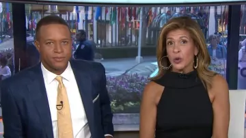 Adrianna papell maille crêpe rouleau de cou combinaison portée par Hoda Kotb aujourd'Hui 20 septembre 2019