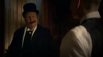 Sombrero de copa negro de Winston Churchill (Andy Nyman) en Peaky Blinders Temporada 5 Episodio 6