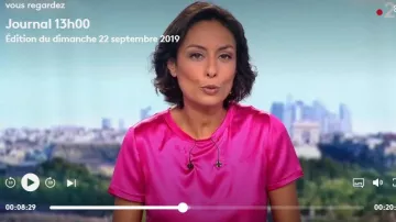 Camiseta de satén rosa de Leïla Kaddour-Boudadi en Journal a la 1 p.m. el 22.09.2019