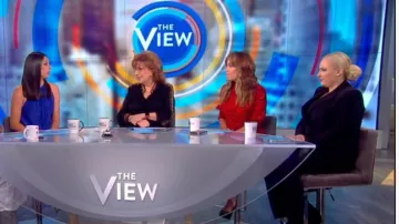 Vestido midi crepé estampado animal de Rixo Jess usado por Sunny Hostin en The View 23 de septiembre de 2019