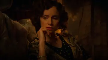 The vintage watch of Ada Shelby (Sophie Rundle) in Peaky Blinders Season 5 Episode 6