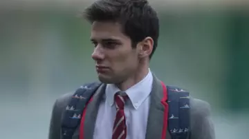Eastpack printed backpack worn by Polo (Álvaro Rico) in Elite (S02E04)