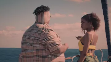 The visor Burberry worn by Naza in its clip Away From Me