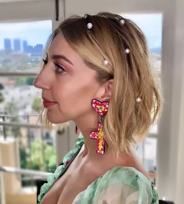 Perles portées par Heidi Gardner lors de la 71ème édition des emmy awards