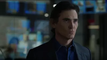 Denim long sleeve shirt worn by Cory Ellison (Billy Crudup) in The Morning Show (S01)