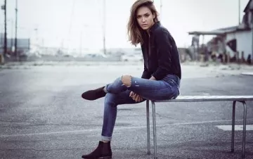 The Chelsea boots Jessica Alba on the account Instagram of @jessalbastyle