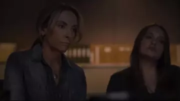 Bella Dahl grey pullover top worn by Grace Rasmussen (Toni Collette) Unbelievable S1E7