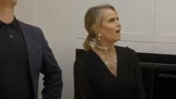 Reiss adeliza black but­ton de­tail jump­suit worn by Herself - Judge (Shaynna Blaze) seen on The Block S15E29