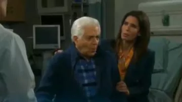 Chaqueta Miller Dickey usada por Hope Williams (Kristian Alfonso) en Days of Our Lives 30 de septiembre de 2019