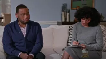 Topshop Cravate à la Taille robe Pull porté par arc-en-ciel Johnson (Tracee Ellis Ross), en black-ish Saison 2 Épisode 18