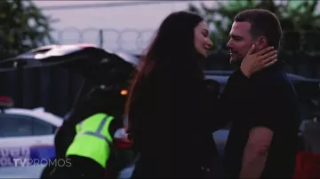 Tactique polo shirt porté par G. Callen (Chris O'Donnell) dans NCIS: Los Angeles Saison 11 Épisode 2