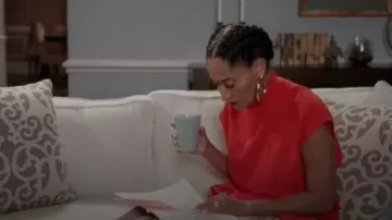 Rachel Comey Femmes Augusta en Crêpe Stretch Haut porté par arc-en-ciel Johnson (Tracee Ellis Ross), en black-ish Saison 6 Épisode 2