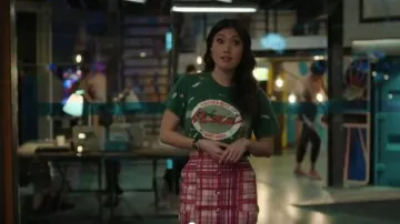 L'amour du Rose et du Rouge à Carreaux Bouton de la Jupe portée par Kate (Catherine Haena Kim) dans Ballers Saison 05 Episode 06