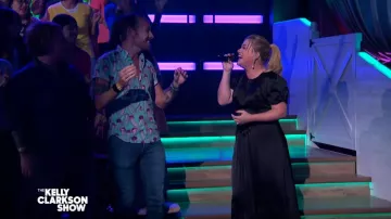 Marc Jacobs New York Magazine El vestido de los 40 usado por Kelly Clarkson en The Kelly Clarkson Show 2 de octubre de 2019