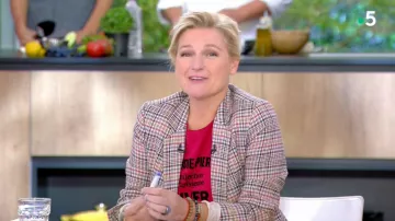 The Jacket Tailor Tiles of Anne-Elisabeth Lemoine in C to you