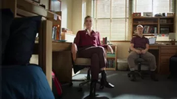 Equipment Pink Slim Signature Silk Shirt worn by McAfee (Laura Dreyfuss) in The Politician Season 1 Episode 8