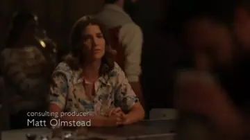 Hawaiian shirt worn by Dex Parios (Cobie Smulders) in Stumptown Season 1 Episode 2
