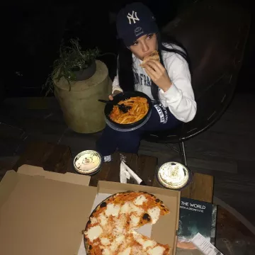 New York Yankees casquette de Halsey sur l'Instagram account @iamhalsey