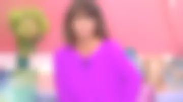 El poncho de Faustine Bollaert en Ça comienza aujourd'hui le 04.10.2019