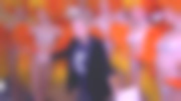 The tee shirt Claudie Pierlot Back to Paris, Anne-Elisabeth Lemoine in C to you