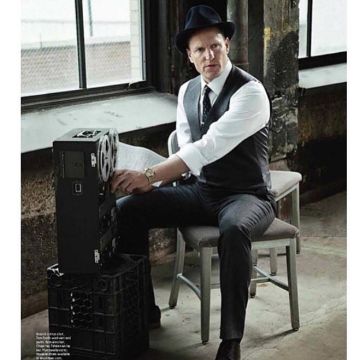 Fedora negra usada por Woody Harrelson en la cuenta de Instagram @woodyharrelson_