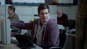 Purple lined zip up fleece hoodie worn by Phil (Adam DeVine) in Jexi