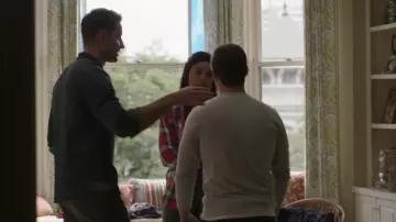 White long sleeve henley shirt worn by Phil (Adam DeVine) in Jexi