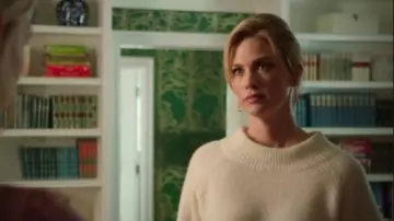 3.1 Phillip Lim 3/4-Sleeve Lofty Rib Alpaca-Blend Pullover Sweater worn by Lizbeth Sloan (January Jones) in The Politician Season 1 Episode 7
