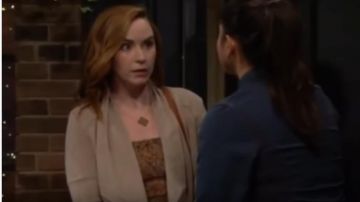 Nanushka Matea haut porté par Mariah Copeland (Camryn Grimes) chez Les Jeunes et les Agités 4 octobre 2019