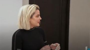 Prix Black workshop Akina bodysuit worn by Khloé Kardashian in Keeping Up with the Kardashians Season 17 Episode 4