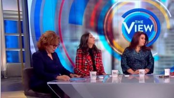 Aqua Plaid Tweed Blazer de frente abierto usado por Abby Huntsman en The View 7 de octubre de 2019