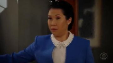 Ted Baker Blanc Alaynaa Embelli Top porté par Sherri Kansky (Ruthie Ann Miles) dans Toute la Remontée de la Saison 1 Épisode 3