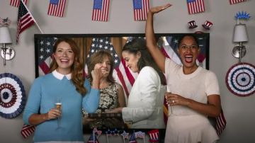 Lanvin Péplum en Laine mélangée Haut en Tricot porté par arc-en-ciel Johnson (Tracee Ellis Ross), en black-ish Saison 6 Épisode 3