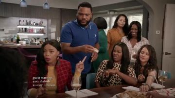 Kenzo Polo à Logo Brodé Tigre porté par Andre "Dre' Johnson (Anthony Anderson), en black-ish Saison 6 Épisode 3