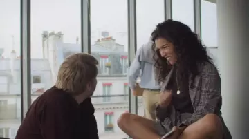 The chequered Charlotte (Sabrina Ouazani) in the Heart (S02E01)