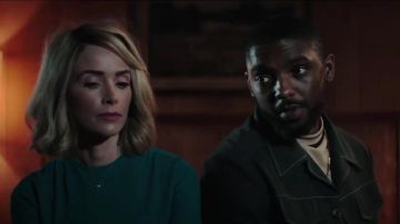 Green crewneck sweater worn by Doris Dearie (Abigail Spencer) in Reprisal (S01)