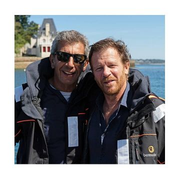Chaqueta de barrio usada por Michel Cymes en la cuenta de Instagram de @bermudes_officiel