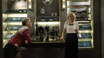 Le blouson rouge de motard porté par Sabina Wilson (Kristen Stewart) dans Charlie's Angels