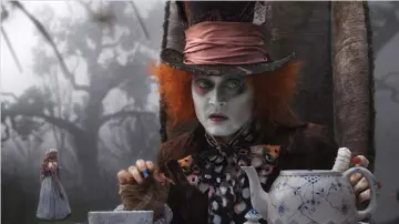 Le costume de Mad Hatter (Johnny Depp) dans Alice au pays des merveilles