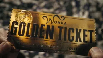 The ticket d'or wonka in Charlie and the chocolate factory