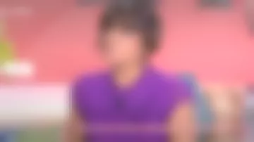 The blouse violet Faustine Bollaert in It starts today the 14.10.2019