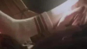 Los calcetines a rayas de los años 80 usados por Eddie Kaspbrak (Jack Dylan Grazer) en la película It: Capítulo 2