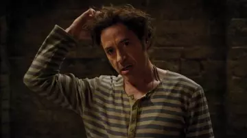 Le top rayé de Dr. John Dolittle (Robert Downey Jr.) dans Le Voyage du Dr Dolittle