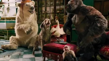 La gorra del oso polar Yoshi (John Cena) en el viaje del Dr. Dolittle