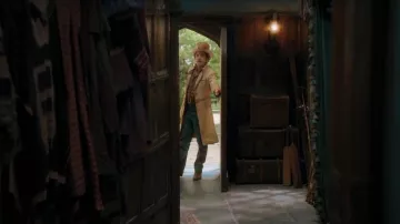 El abrigo del Dr. John Dolittle (Robert Downey Jr.) en El viaje del Dr. Dolittle