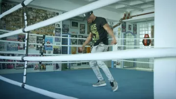 Sneakers Nike shurik'n in the clip Rap Warrior IAM